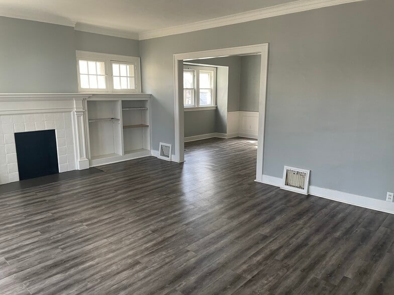 Building Photo - 4205 Overland Pky