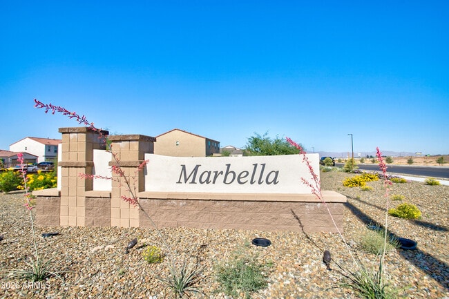 Building Photo - 12340 W Kaler Dr