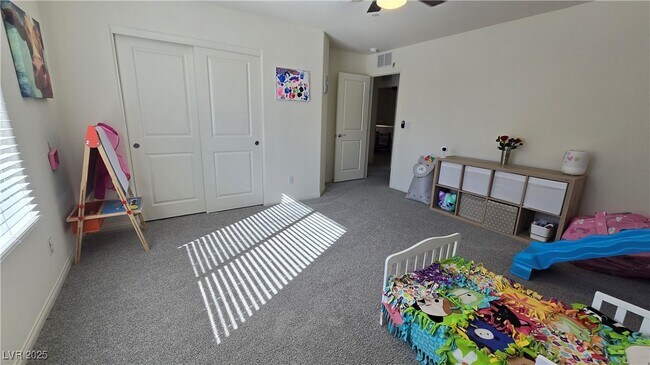 Building Photo - 10971 Meridian Flds Ave