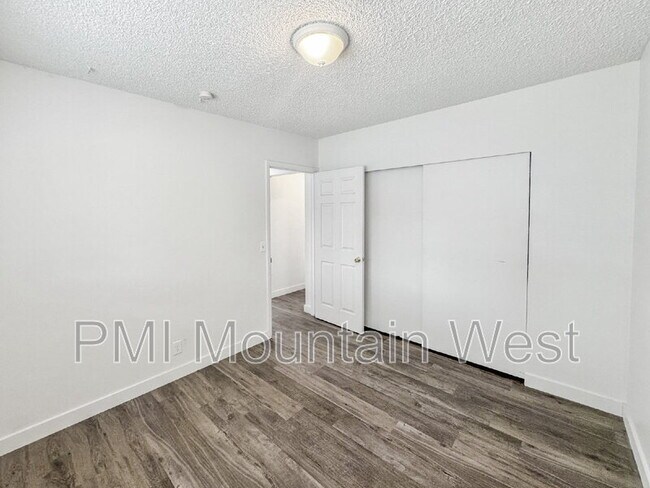 Building Photo - 4673 S 1300 E