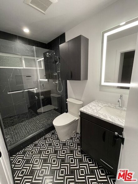 Building Photo - 9504 Gothic Ave