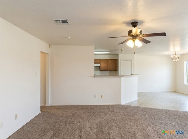 Building Photo - 3909 Deputy Dr