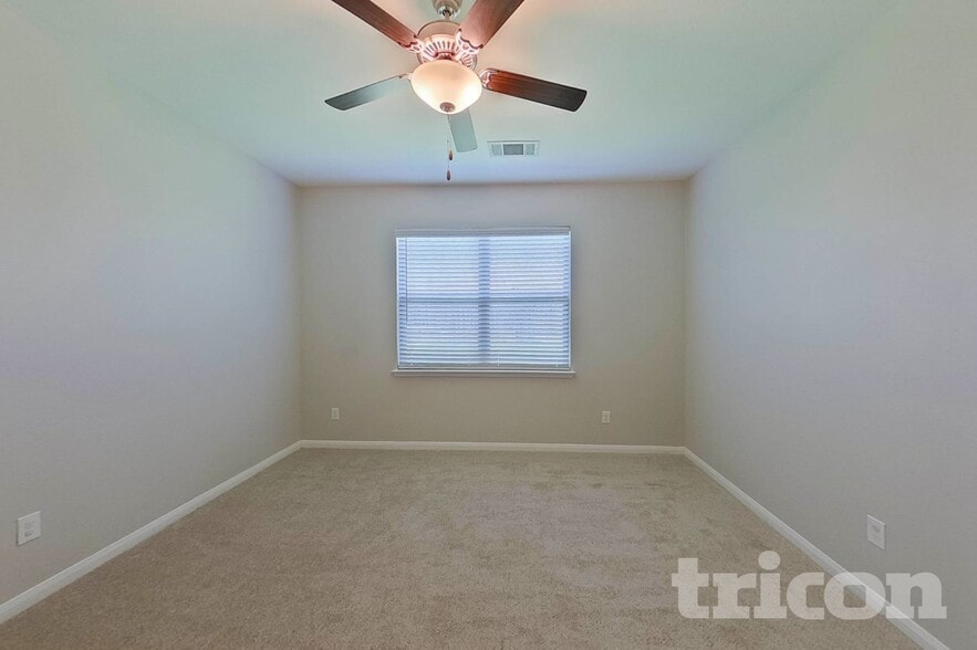 Building Photo - 2108 Barrow St