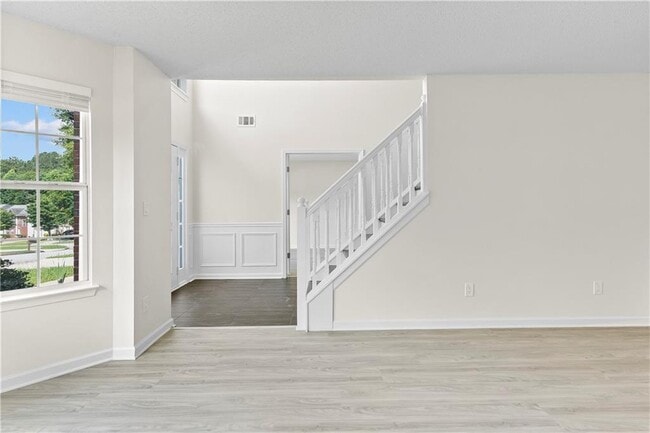 Building Photo - 1893 Tulip Petal Rd