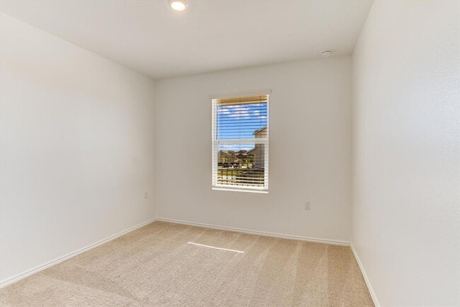 Building Photo - 2616 Schwartz Ln