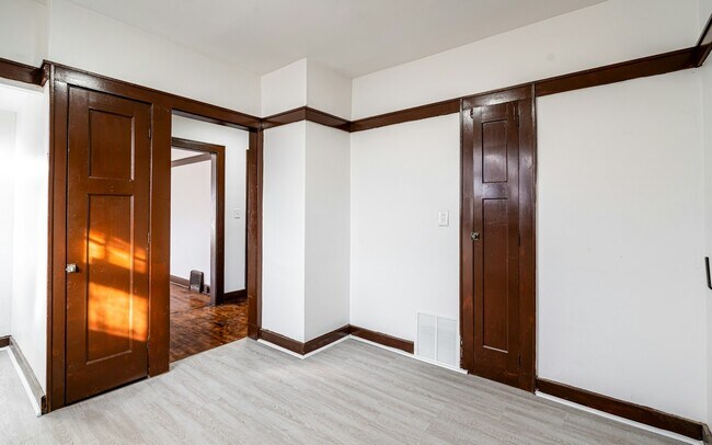 Building Photo - 2548 N 38th St