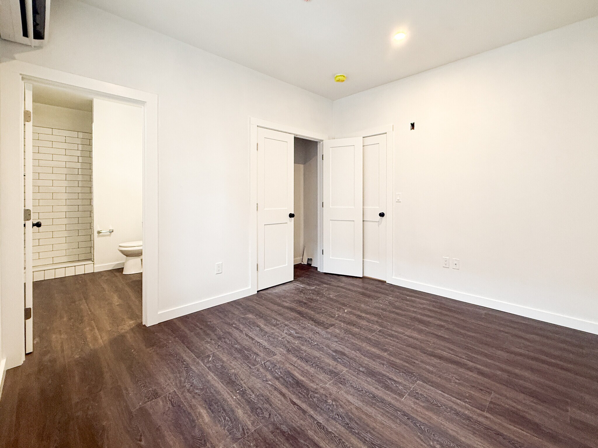 Building Photo - 67 Perrin St