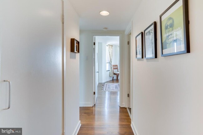 Building Photo - 2038 18th St NW