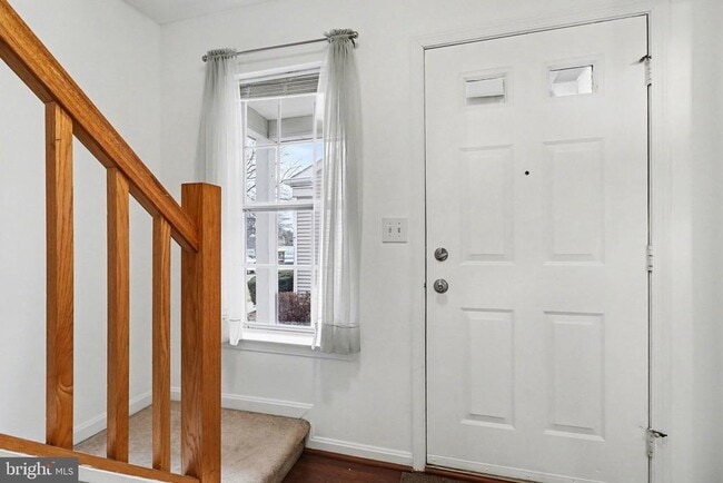 Building Photo - 503 Barrington Ct