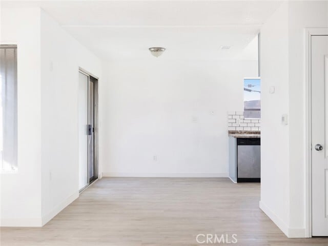 Building Photo - 38423 10th Pl E