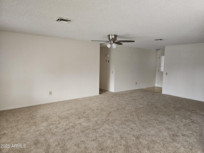 Building Photo - 6231 W Zoe Ella Way