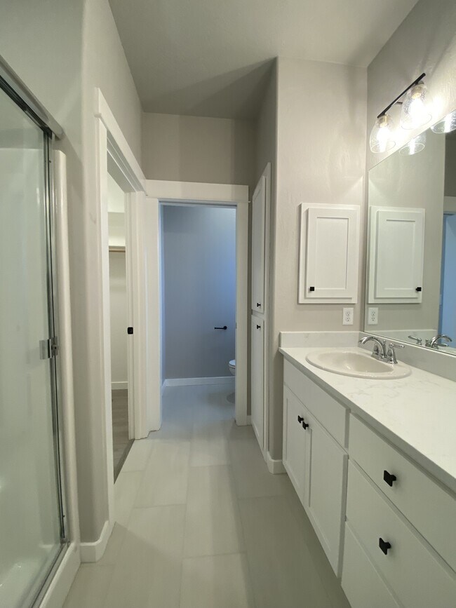 Building Photo - 3769 Durst St