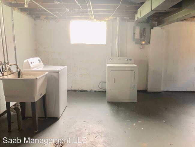 Building Photo - 3 br, 1 bath House - 22499 Cyman