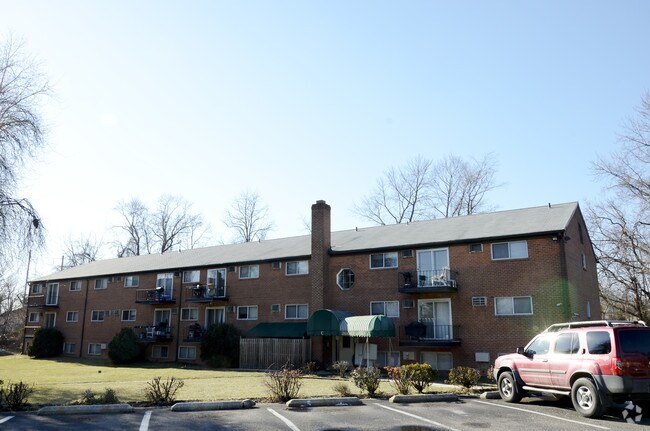 Building Photo - Springview Garden Apartments