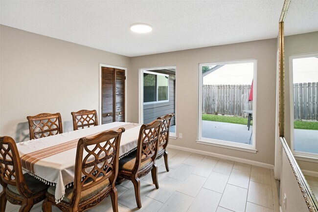 Building Photo - 3502 Plum Brook Ln