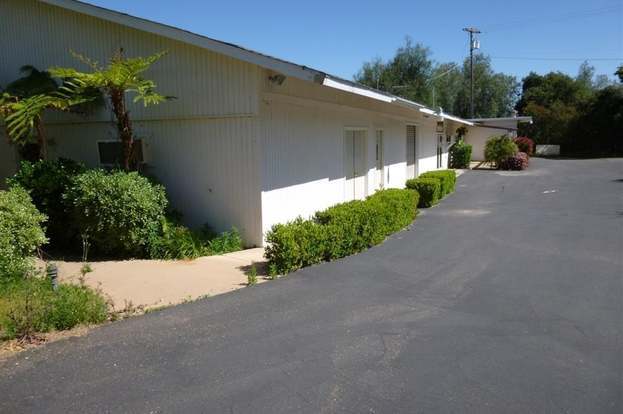 Building Photo - 28560 Lilac Rd