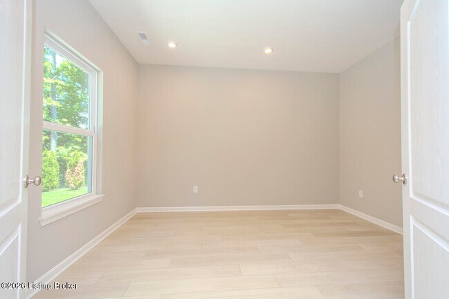 Building Photo - 17801 Bridle Run Dr