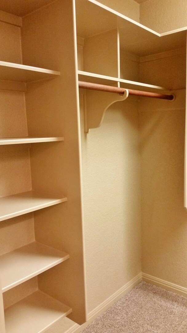 Building Photo - 3 Bedroom 2 Bathroom Georgetown Home