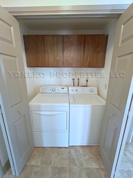 Building Photo - 4257 Imperial Dr
