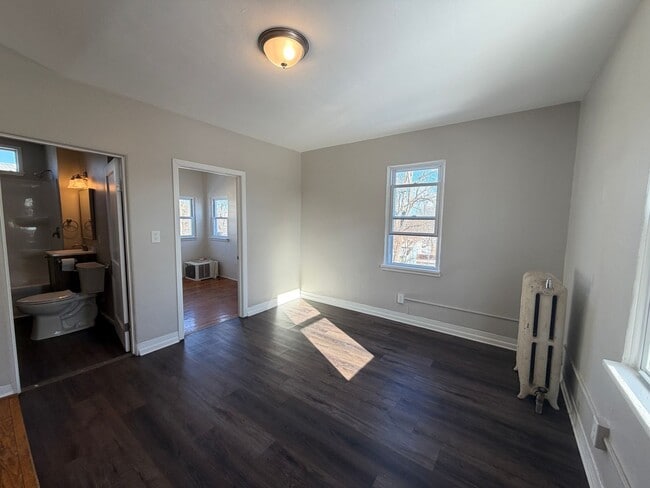 Building Photo - 1865 Fisher St