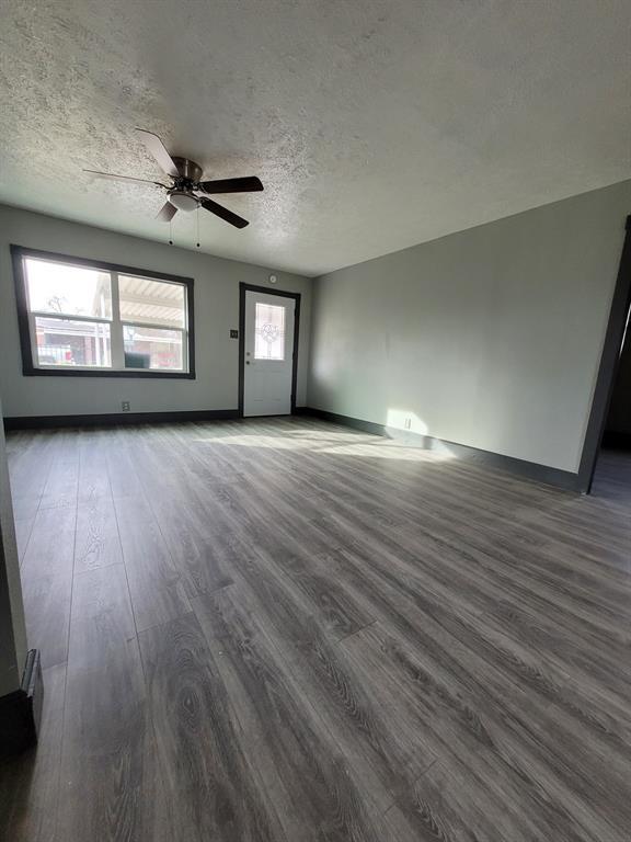 Building Photo - 7617 Delavan Dr