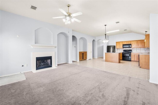 Building Photo - 3511 Cypress Village Dr