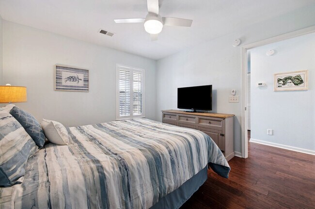 Building Photo - 1071 Blue Stem Dr