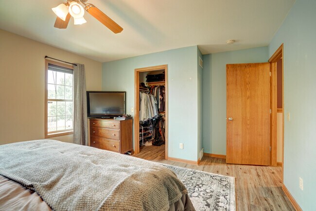 Building Photo - 4605 Pawnee Pass