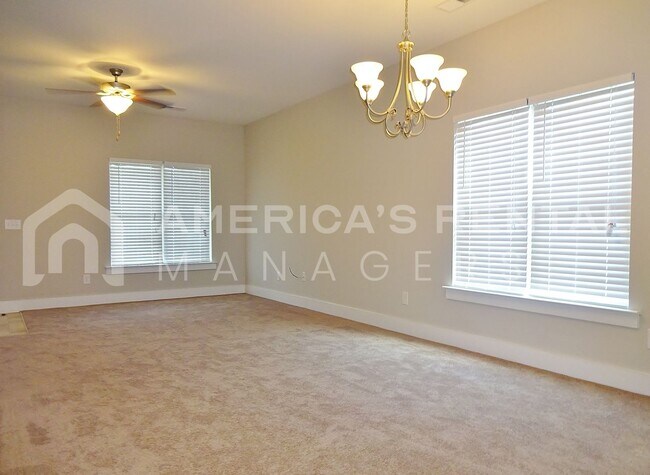 Building Photo - Home for Rent in McCalla! AVAILABLE NOW!! ...