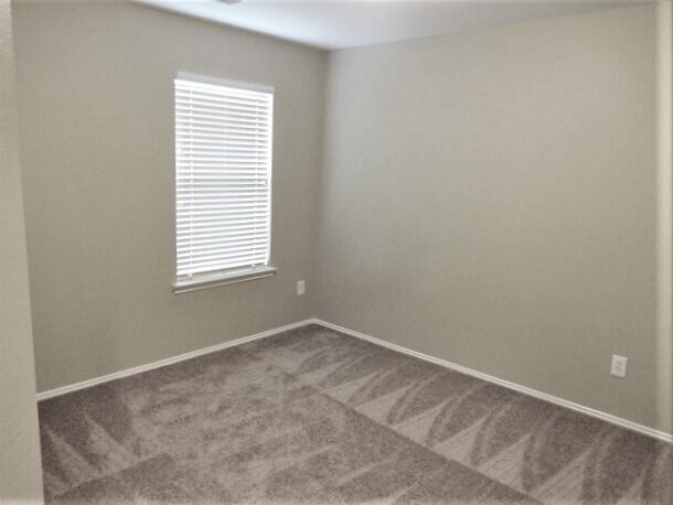 Building Photo - 631 Gateship Dr