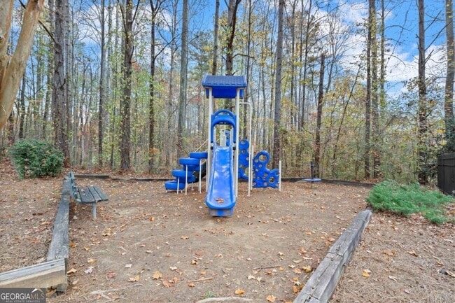 Building Photo - 16 Valleyside Dr