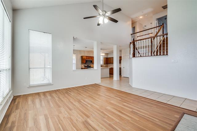 Building Photo - 2401 Redfield Dr