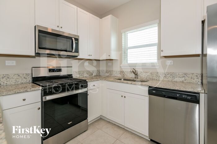 Building Photo - 75567 Canterwood Dr