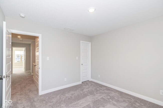 Building Photo - 8238 Bostic Dr