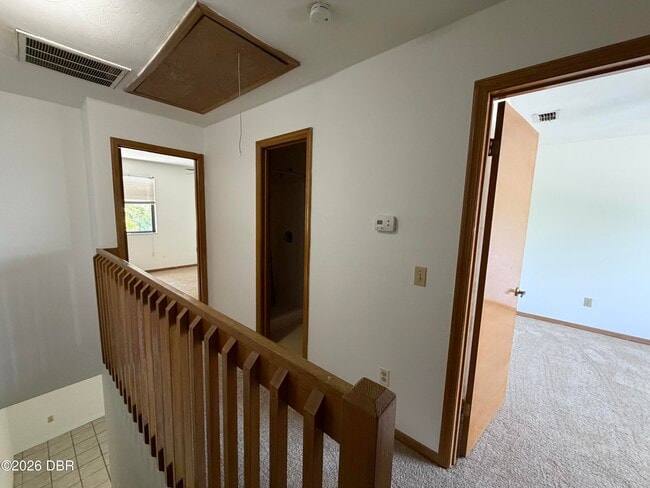 Building Photo - 1105 Deer Springs Rd