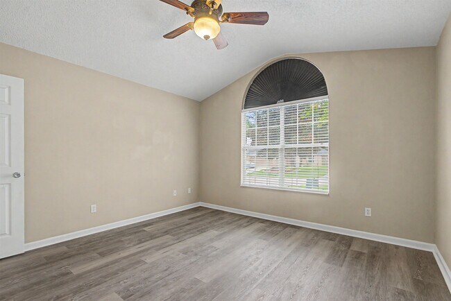 Building Photo - 1850 Newman Ln