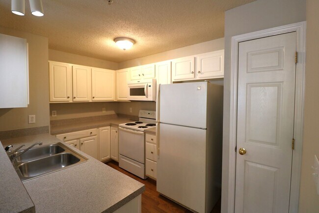 Building Photo - 421 Timberline Ridge Ct
