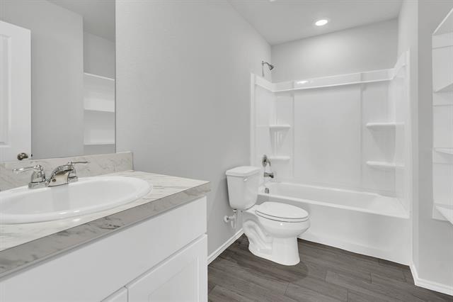 Building Photo - 135 Sienna Dr