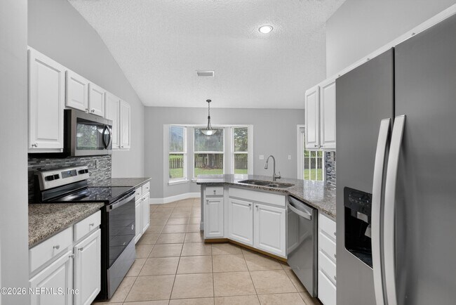 Building Photo - 12949 Chets Creek Dr S