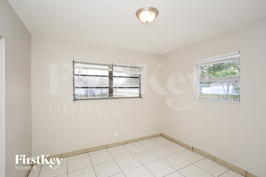 Building Photo - 3751 NW 170th St