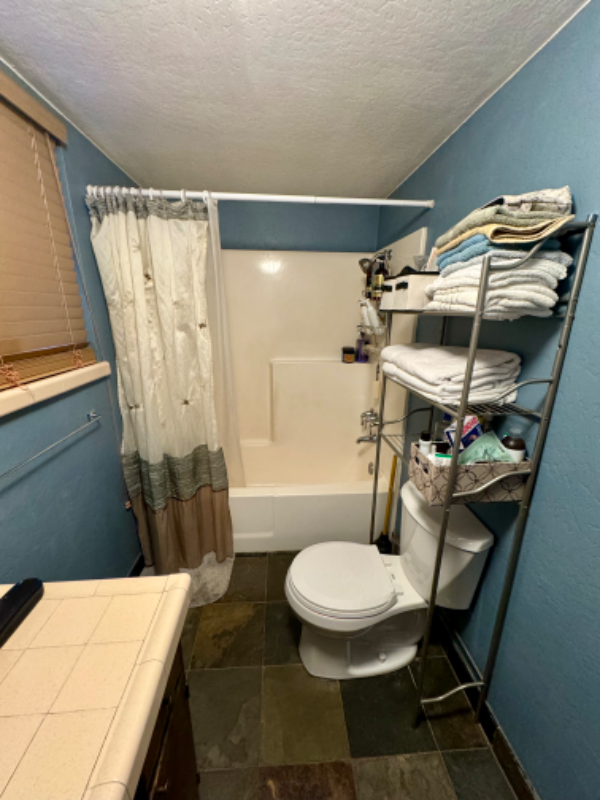 Building Photo - 355 Tramway Dr