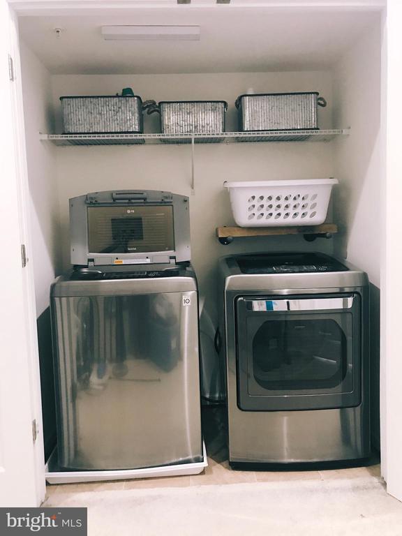 Building Photo - 7806 River Rock Way