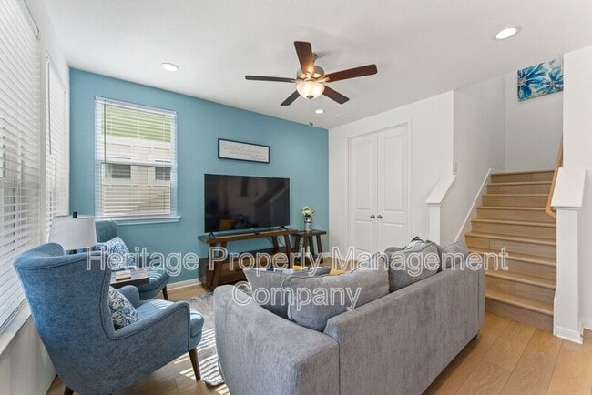 Building Photo - 2119 Hofstaat