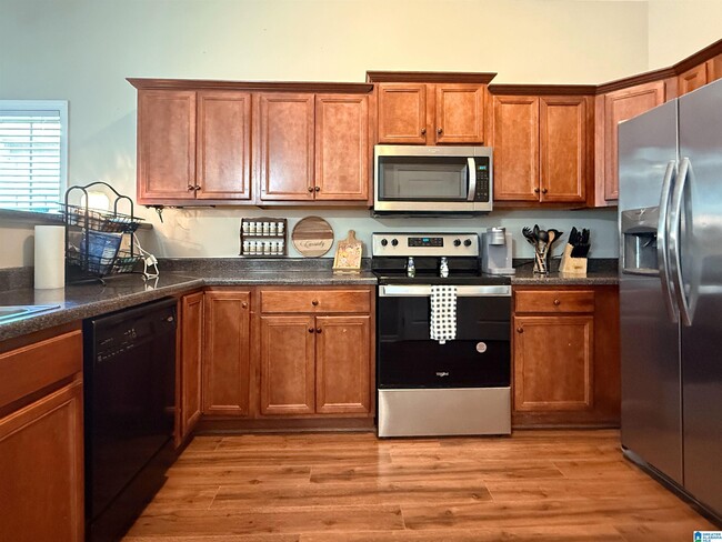 Building Photo - 991 Meriweather Dr