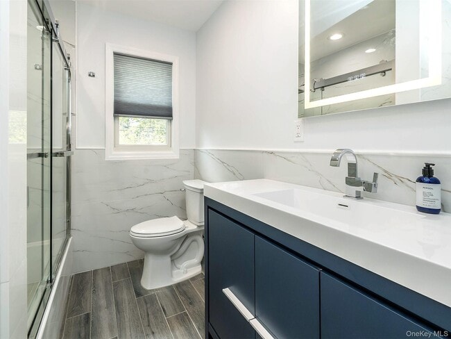 Building Photo - 1 Milford Ln