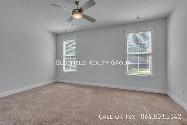 Building Photo - 2 Winding Rock Rd