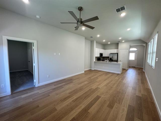 Building Photo - 3912 Sandstone Dr