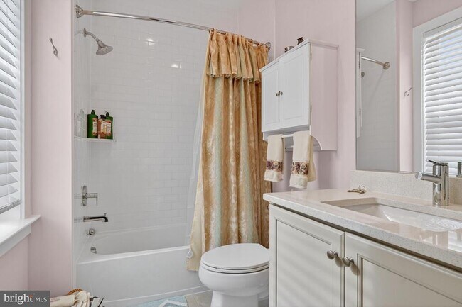 Building Photo - 3248 Royal Fern Pl