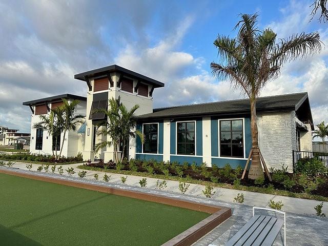 Building Photo - 12440 Wellen Golf St