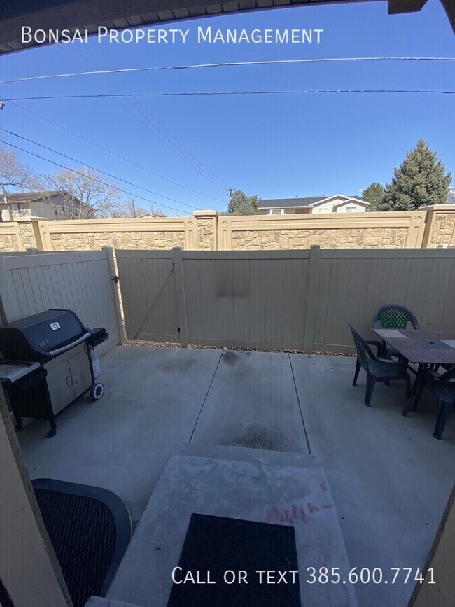 Building Photo - 603 E 60 S